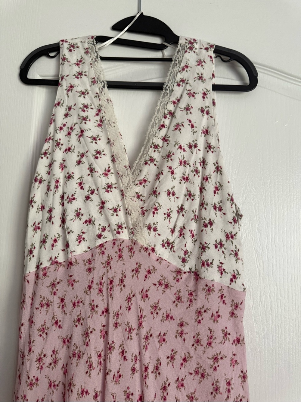 Floral V-Neck Maxi Dress in Pink & White